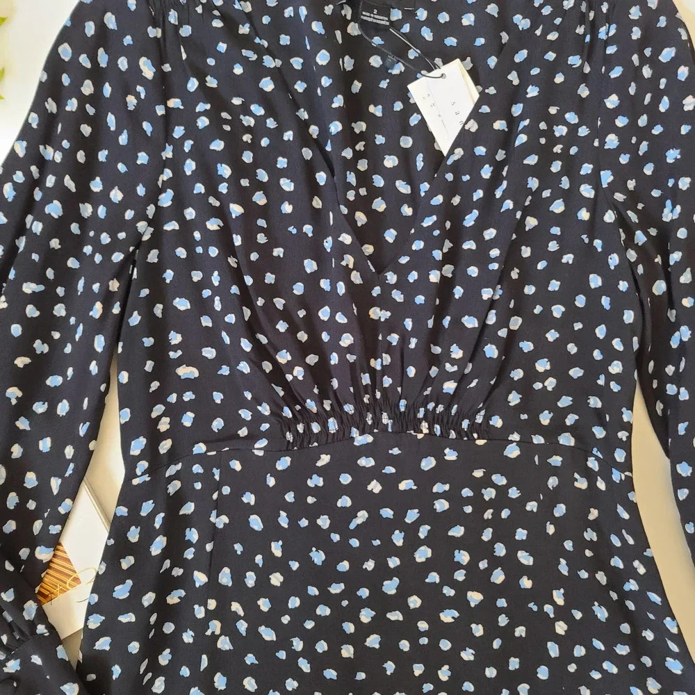 Sanctuary Niki Long Sleeve Smocked Midi Dress 2 - Picture 5 of 15